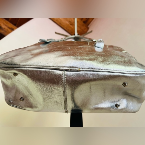 Guia for Theory Silver Leather Handbag - Picture 5 of 10